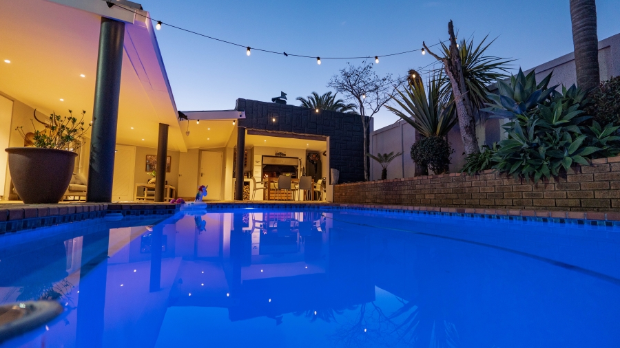 5 Bedroom Property for Sale in De Bron Western Cape